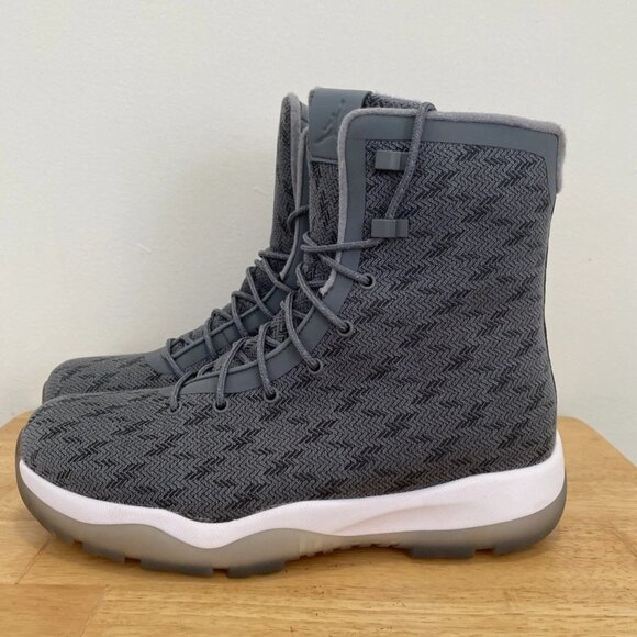 Nike Jordan Future Boot Men’s Fashion Sneakers 854554-003 size 10.5 main image 8